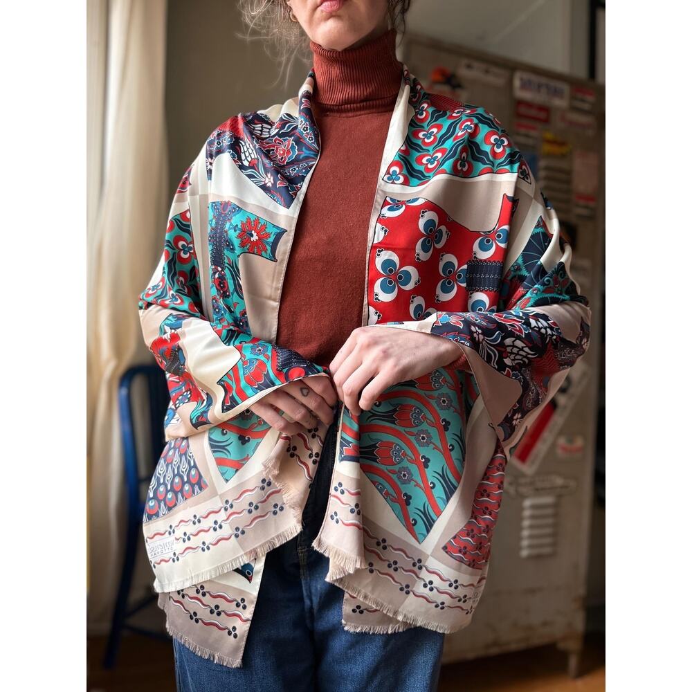 Vintage 70 Kimono Print Scarf | Oversized Mod Novelty Shawl Wrap - Picture 2 of 8